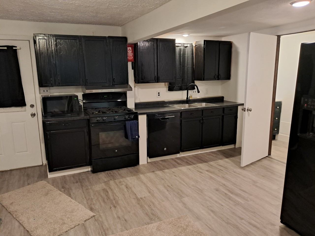 3561 Brandau Dr Ne - Photo 4 of 10