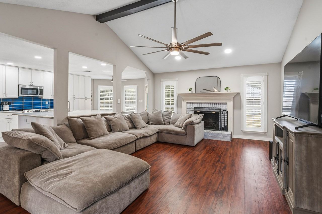 2187 Calle De Castelar - Photo 5 of 20