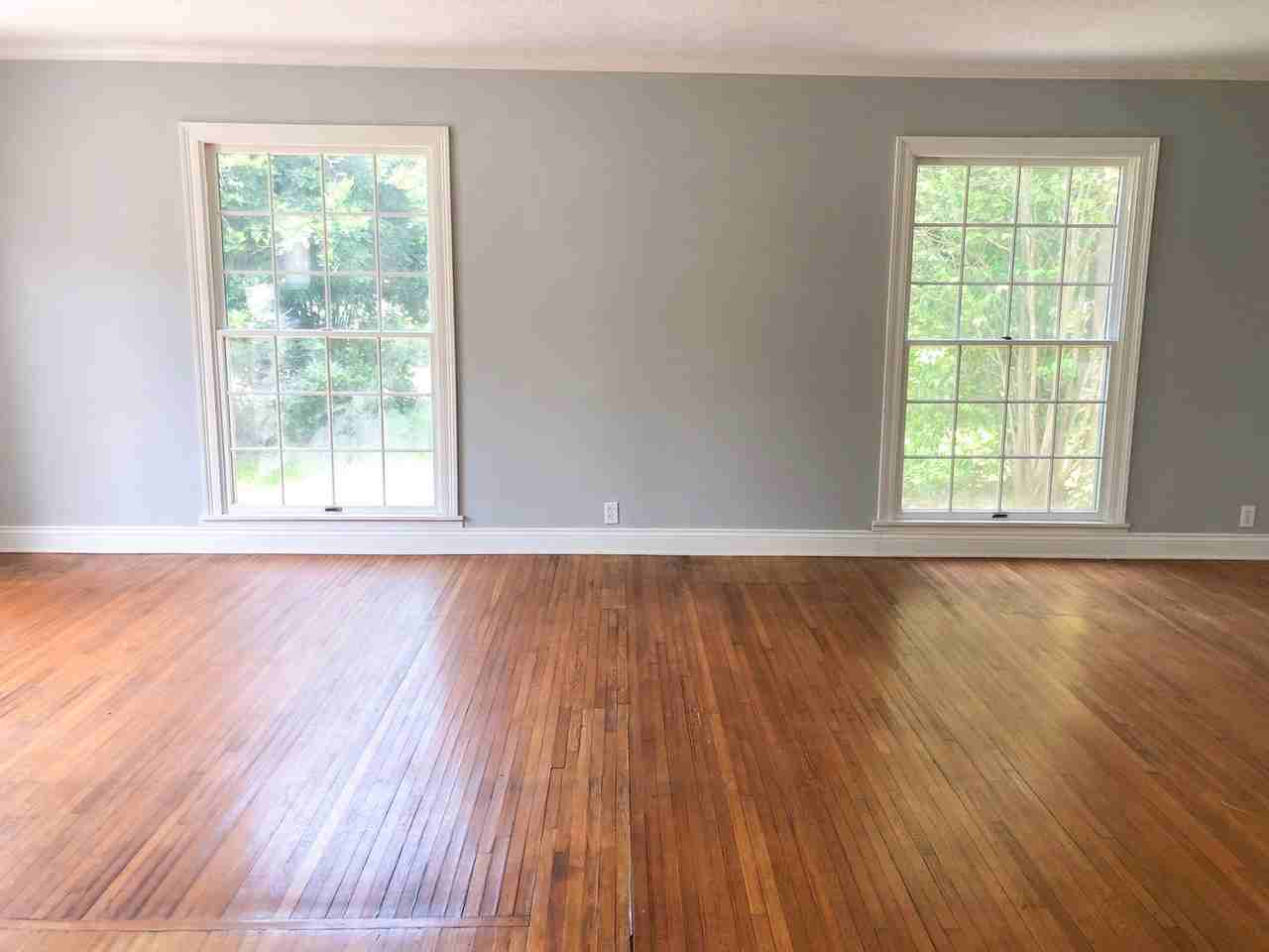 802 S Texas St - Photo 6 of 15