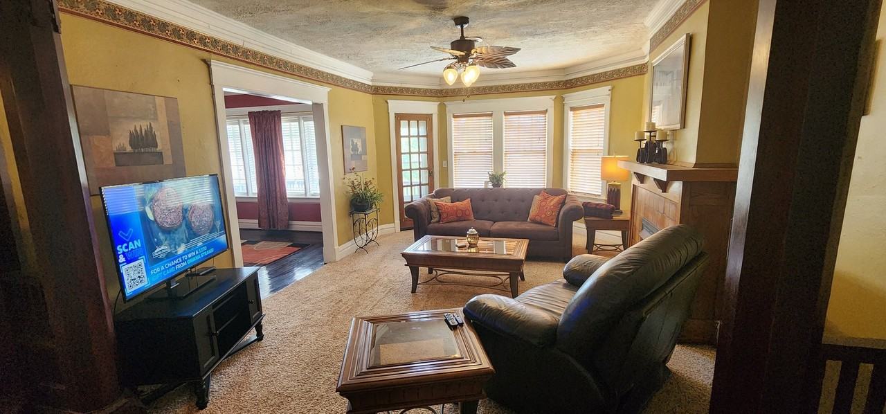 125 S 5th St #C - Photo 6 of 11