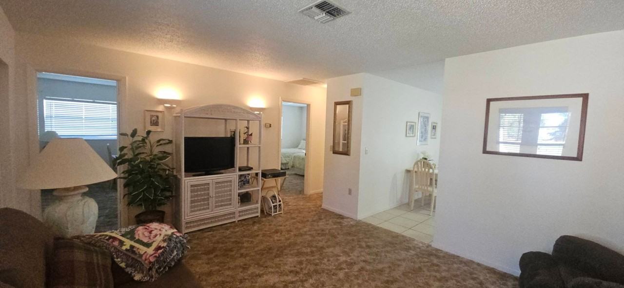 4020 Vilabella Dr - Photo 3 of 13