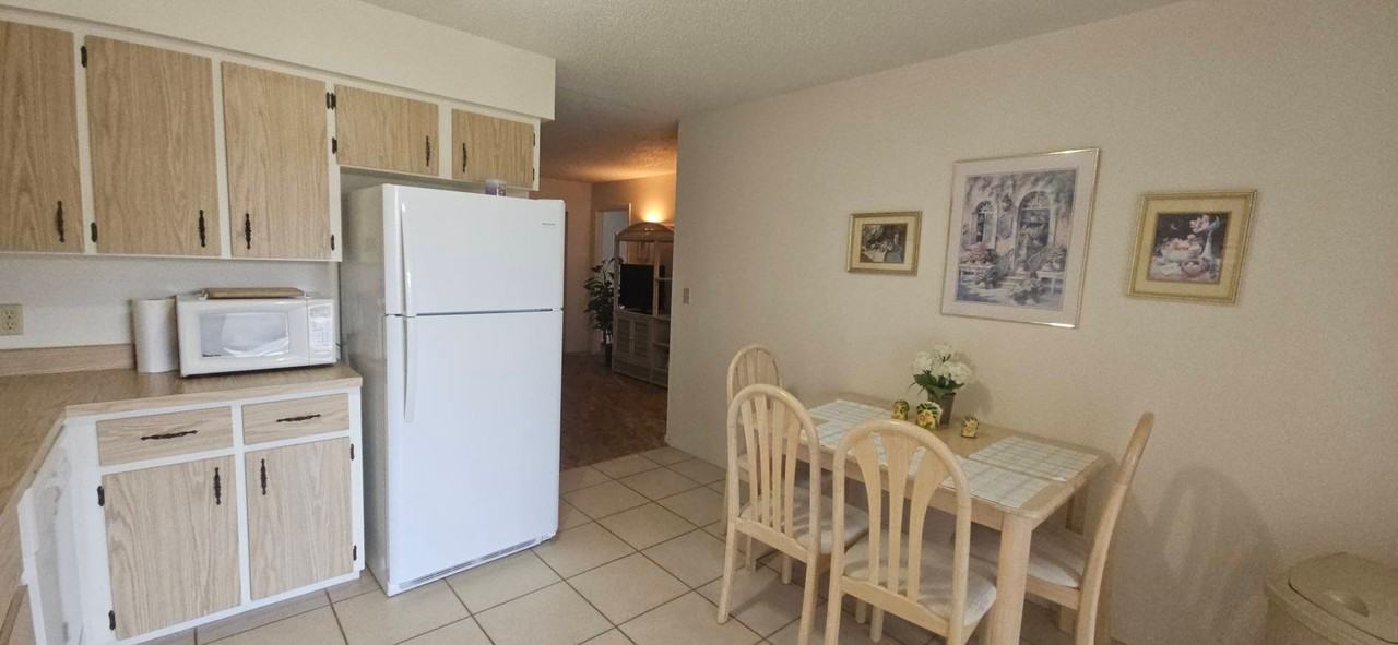 4020 Vilabella Dr - Photo 7 of 13