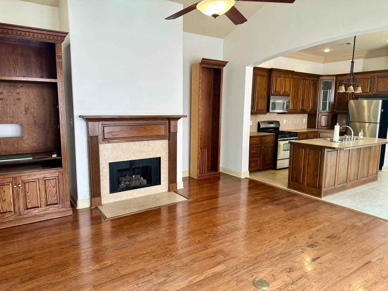 119 Coconut Grove Cir - Photo 5 of 17