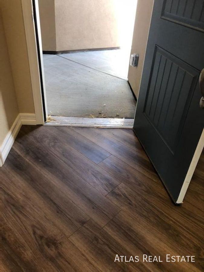 755 Brambleberry Hts - Photo 3 of 50