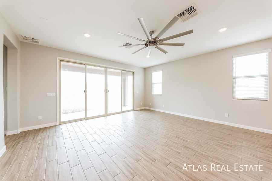 20234 W Harrison St - Photo 5 of 32