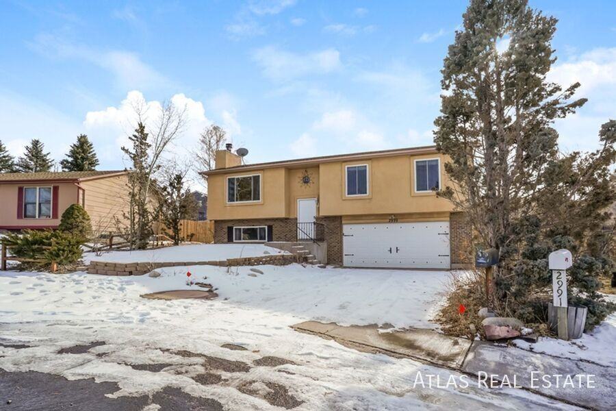 2999 Maverick Dr - Photo 2 of 20