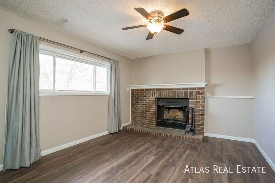 2999 Maverick Dr - Photo 6 of 20