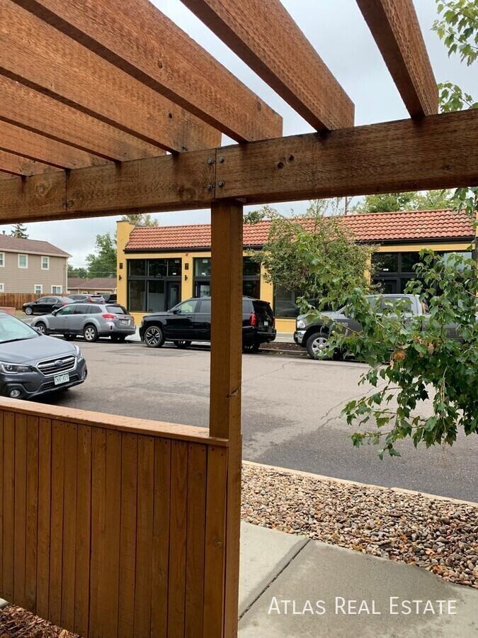 4411 Yates St #101 - Photo 5 of 16