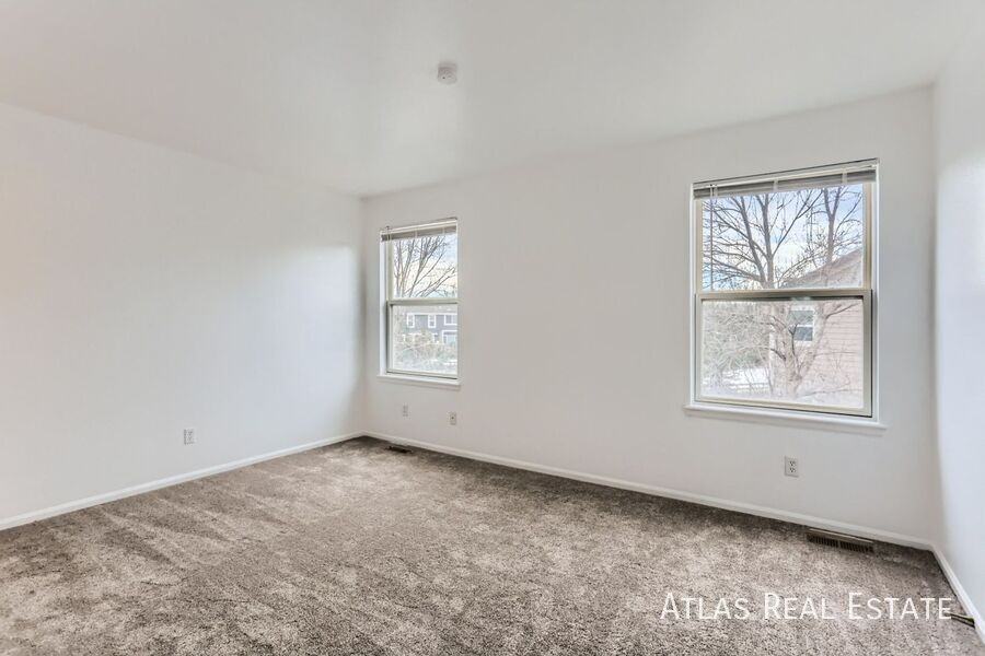 12361 Chateau Creek Ct - Photo 7 of 16