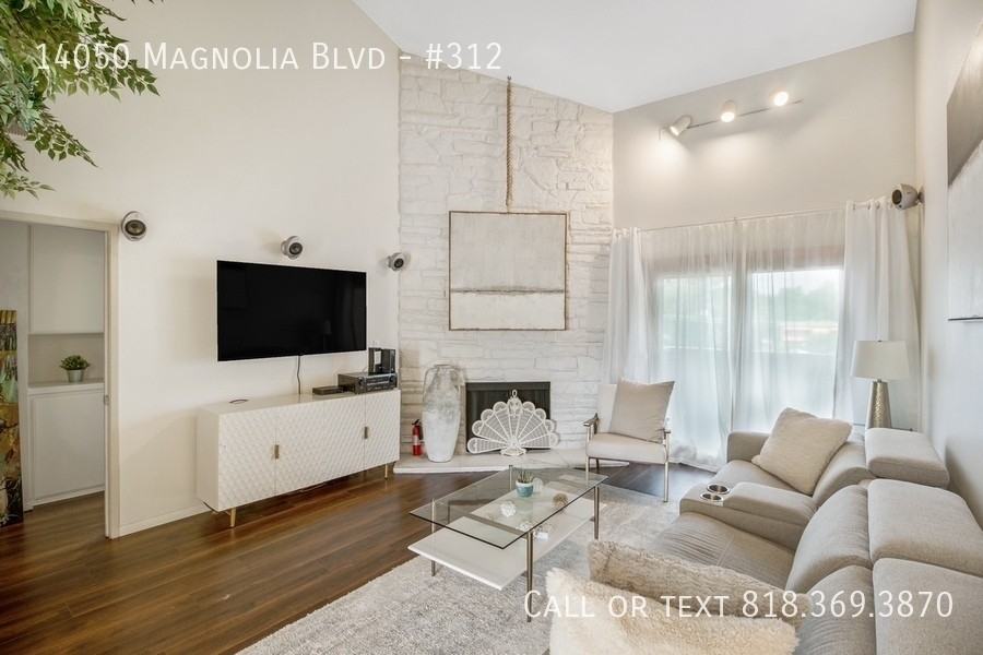 14050 Magnolia Blvd #312 - Photo 7 of 11