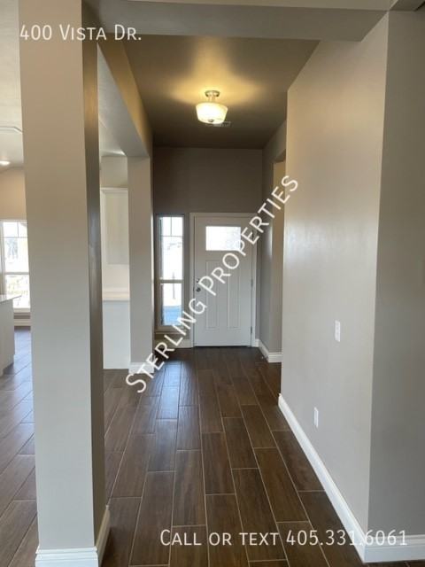 400 Vista Dr - Photo 3 of 35