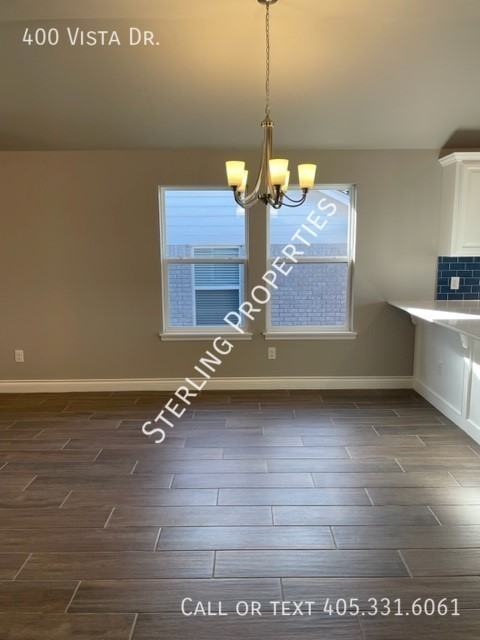 400 Vista Dr - Photo 7 of 35