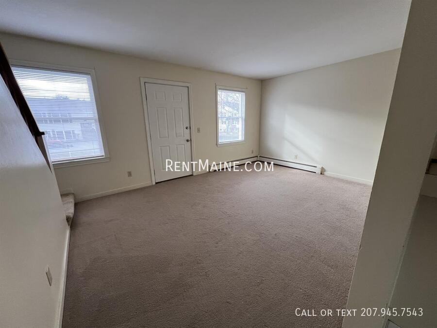 71 Valley View Ln #B - Photo 6 of 9