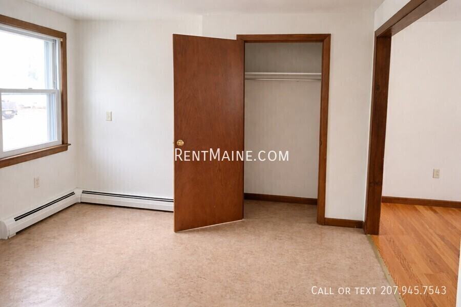 19 Hemlock St - Photo 6 of 15