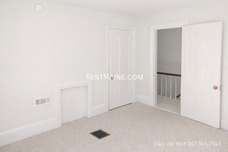 92 Fling St - Photo 6 of 19