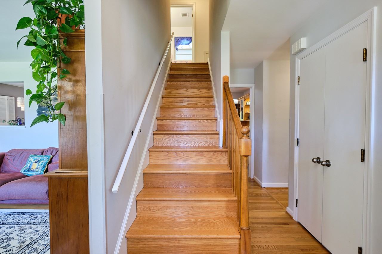 11714 College View Dr - Photo 7 of 50