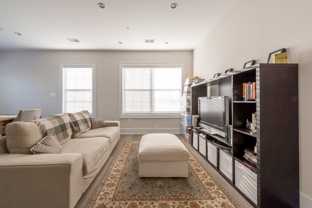 16 17th St Ne #322 - Photo 1 of 1