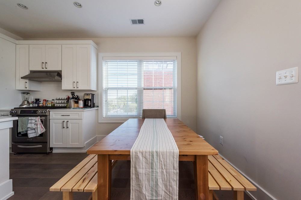 16 17th St Ne #322 - Photo 4 of 22