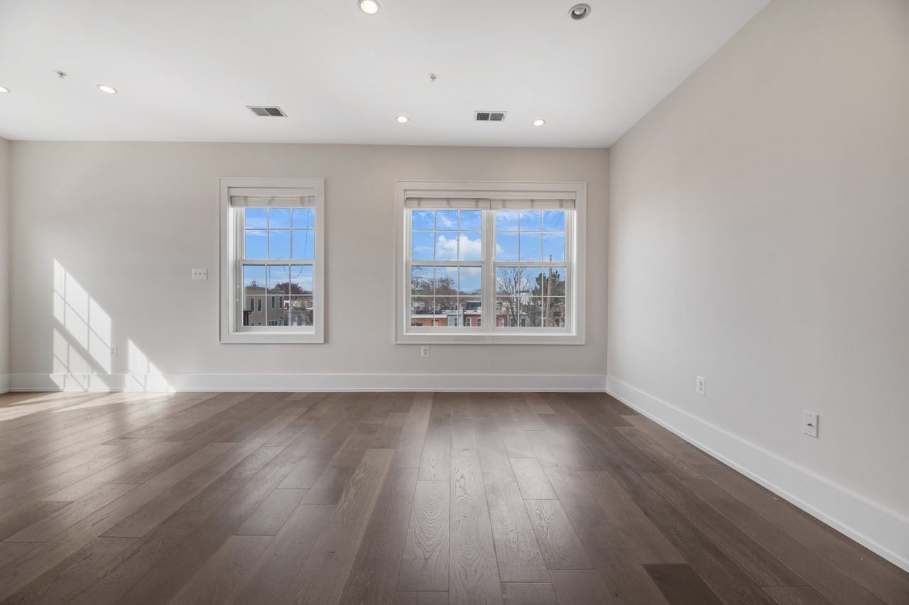 16 17th St Ne #322 - Photo 7 of 22