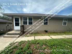 204 S Sugar Creek Blvd - Photo 1 of 1