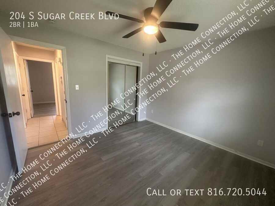 204 S Sugar Creek Blvd - Photo 7 of 13