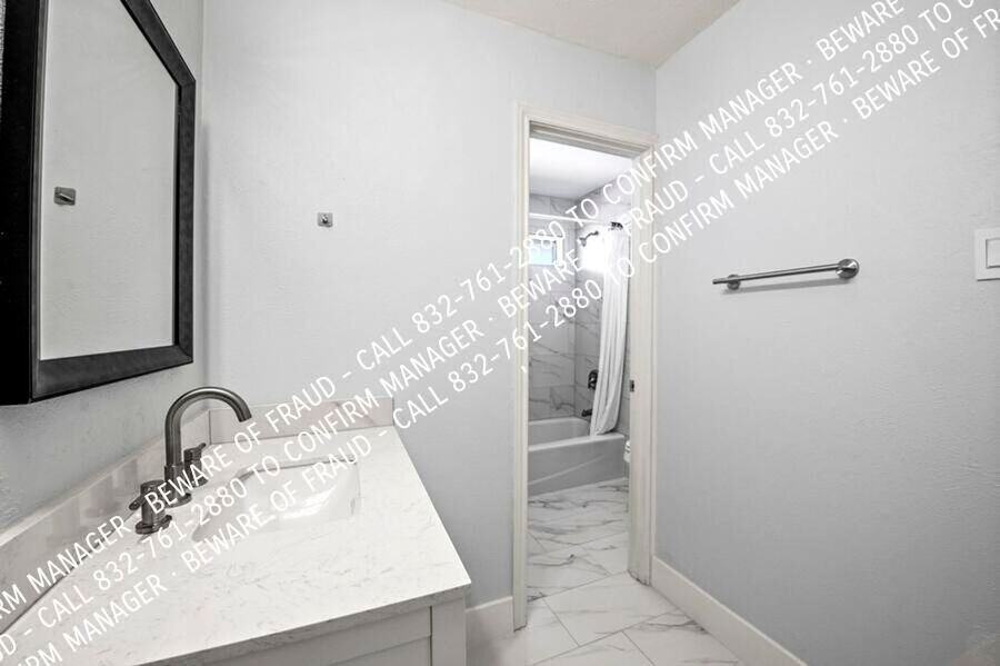 9145 Drumcliffe Ln - Photo 7 of 50