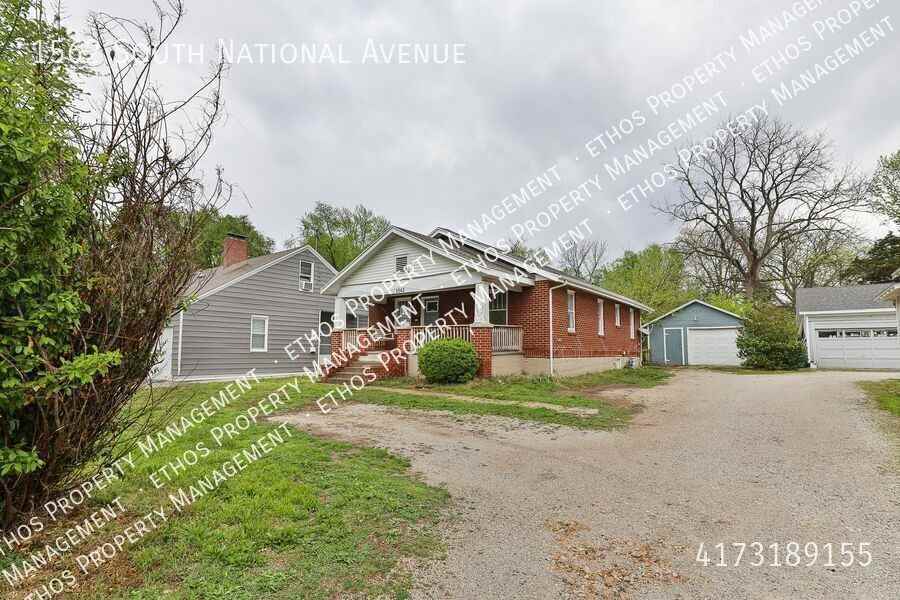 1562 S National Ave - Photo 2 of 16