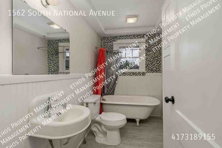 1562 S National Ave - Photo 7 of 16