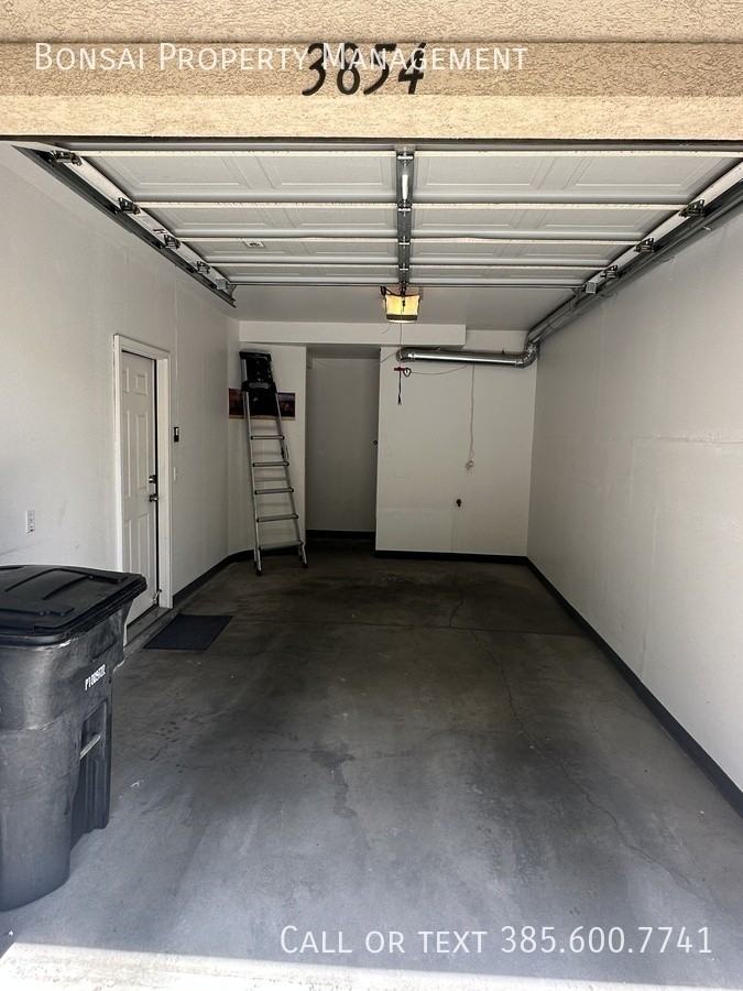 3854 W Garonne Ave - Photo 2 of 13