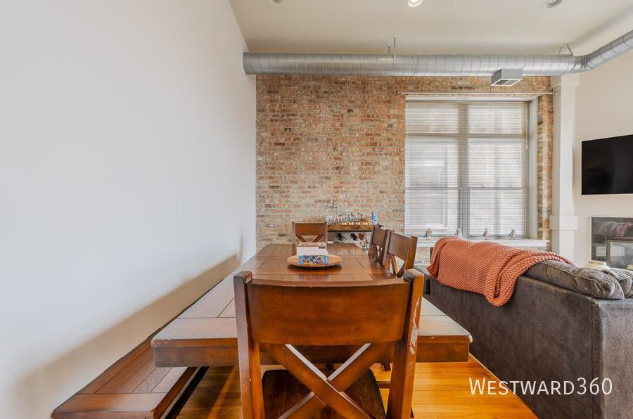 949 N Willard Ct #305 - Photo 7 of 20