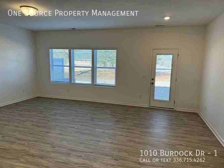 1010 Burdock Dr #1 - Photo 7 of 11