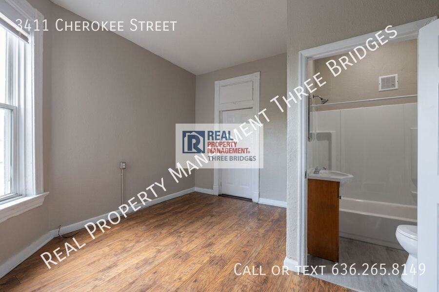 3411 Cherokee St - Photo 7 of 11