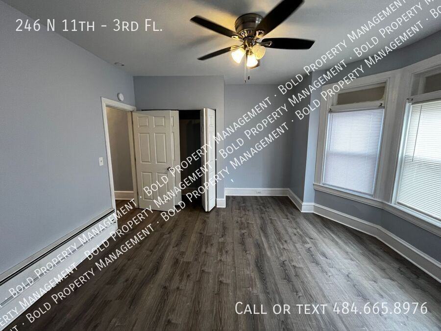 246 N 11th St #3rdFL - Photo 5 of 8