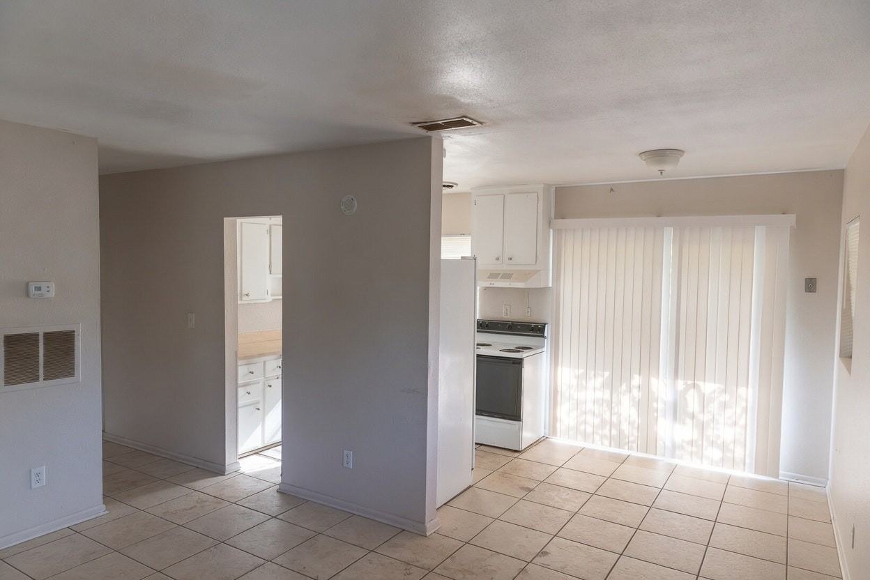 5157 Palmer Avenue - Photo 5 of 12