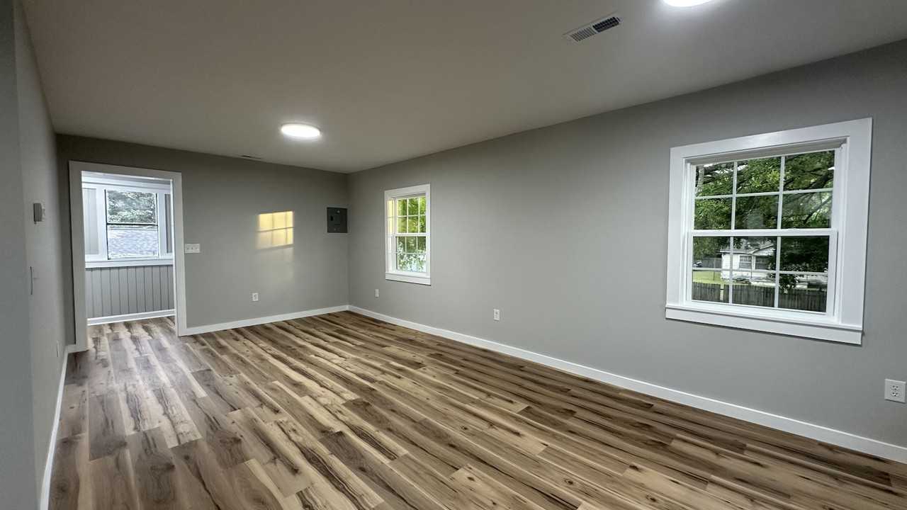 4571 Durant Avenue, Unit B - Photo 6 of 18