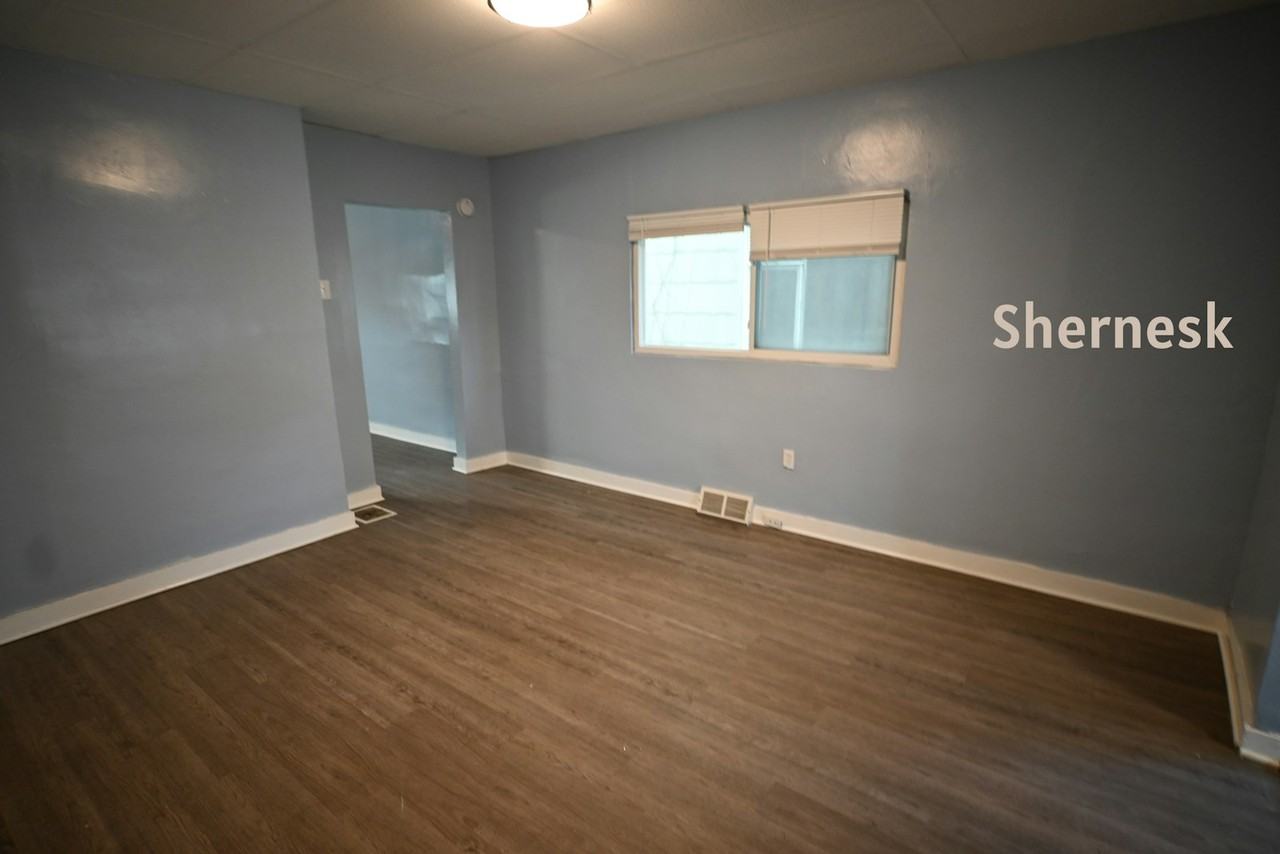 237 East 17th Avenue - Photo 4 of 14