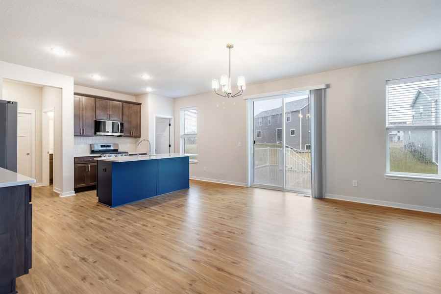 670 Lambert Dr - Photo 2 of 36