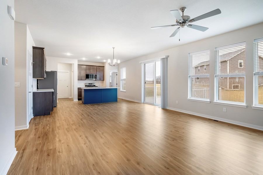 670 Lambert Dr - Photo 4 of 36