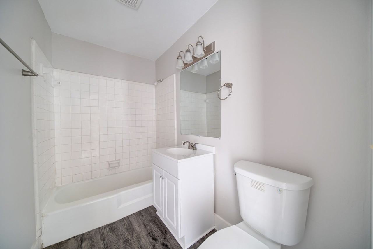 2513 Charles Blvd #83 - Photo 5 of 26