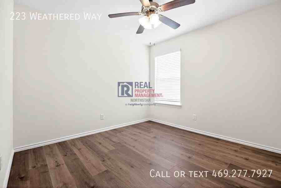 223 Weathered Way - Photo 6 of 29