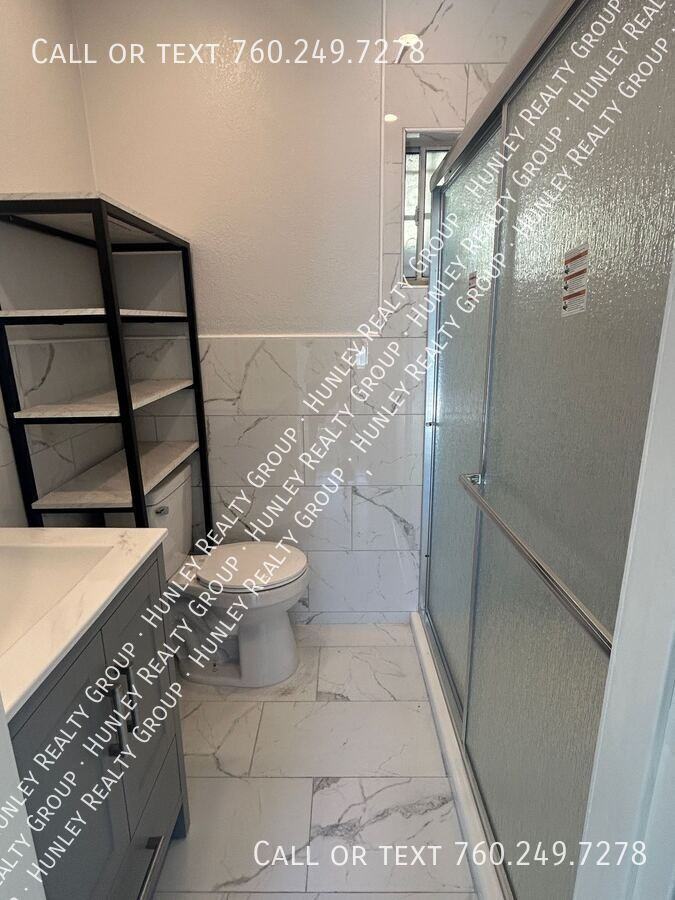 1376 Gaviota Ave - Photo 5 of 7