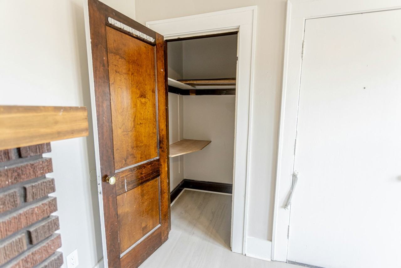 12009 Clifton Blvd, Unit 4 - Photo 4 of 15