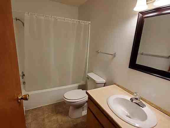 1903 Elm Avenue - Photo 6 of 15