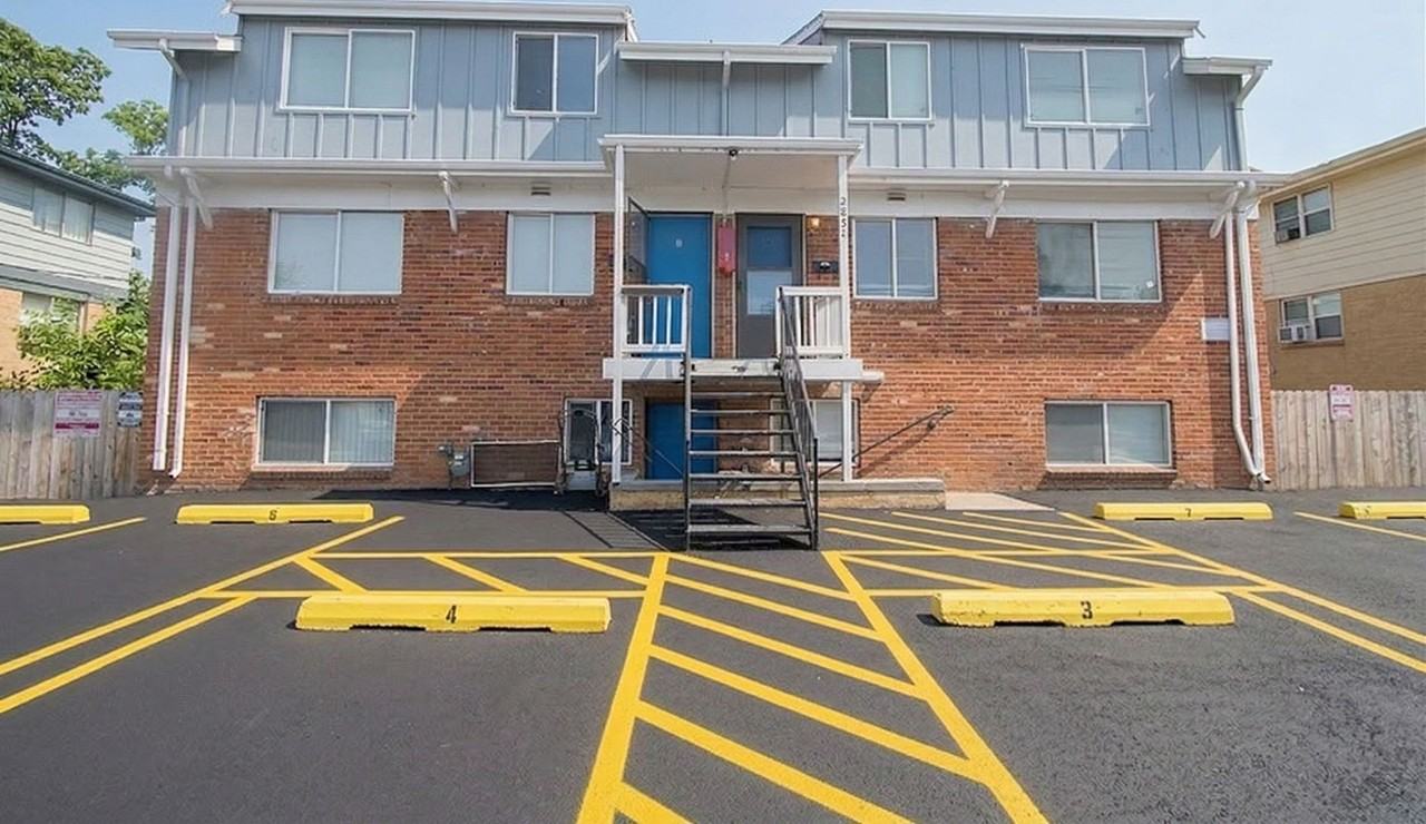 2851 Eliot Circle - Photo 2 of 2