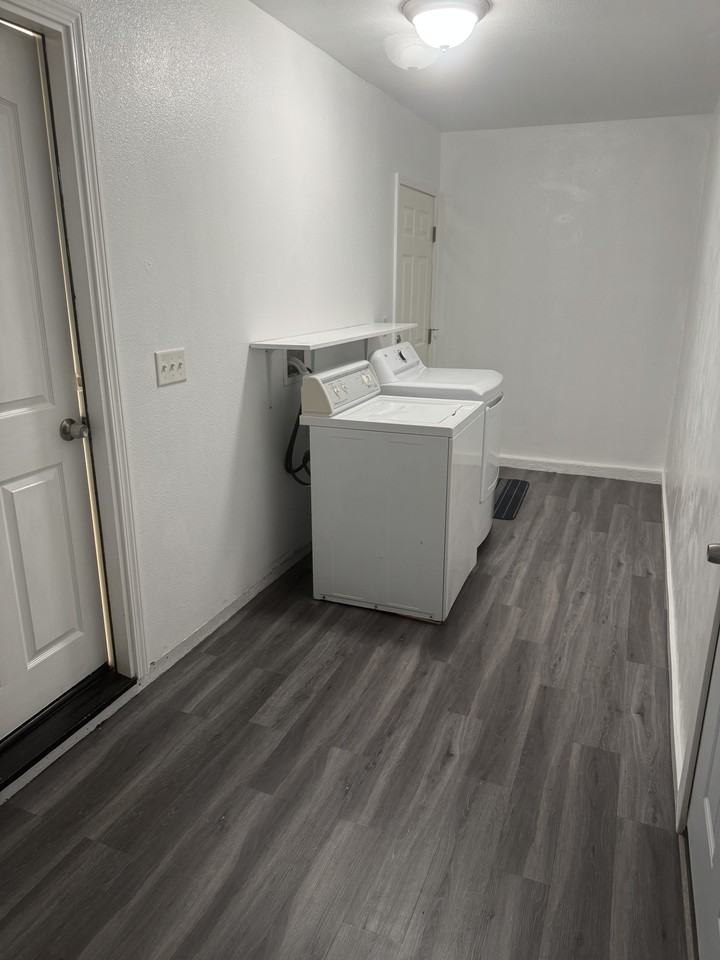 485 E 7th Ave #485 - Photo 2 of 5