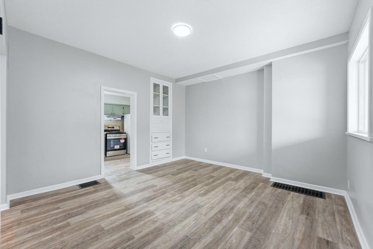 814 S Jefferson St #NA - Photo 6 of 39