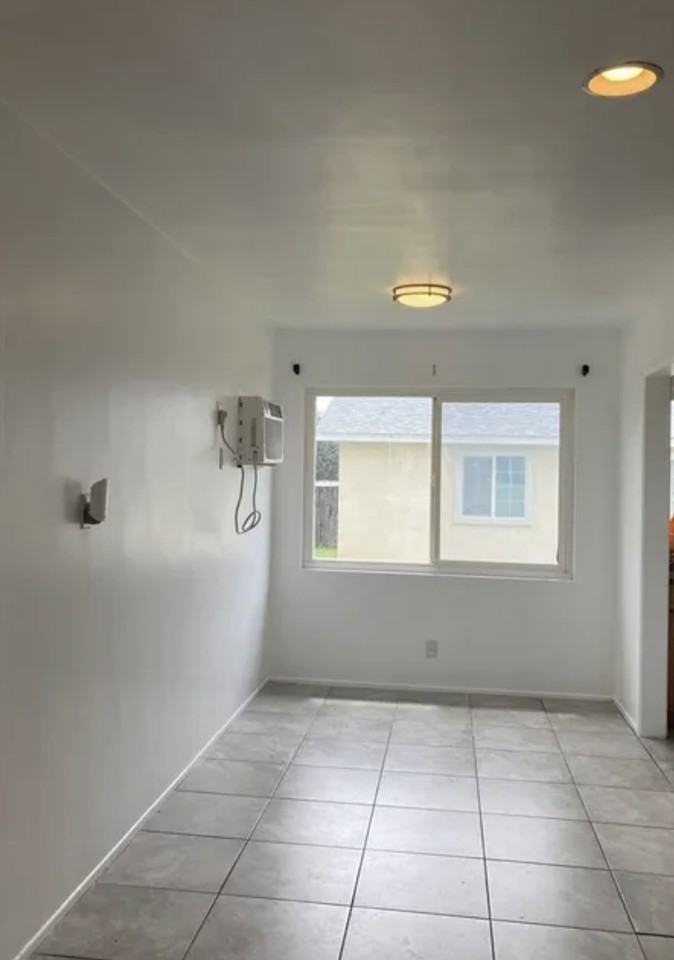 17263 Owen St #1 - Photo 4 of 10