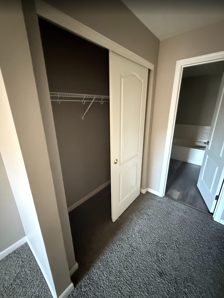 1616 Ashley Ct #304 - Photo 5 of 12