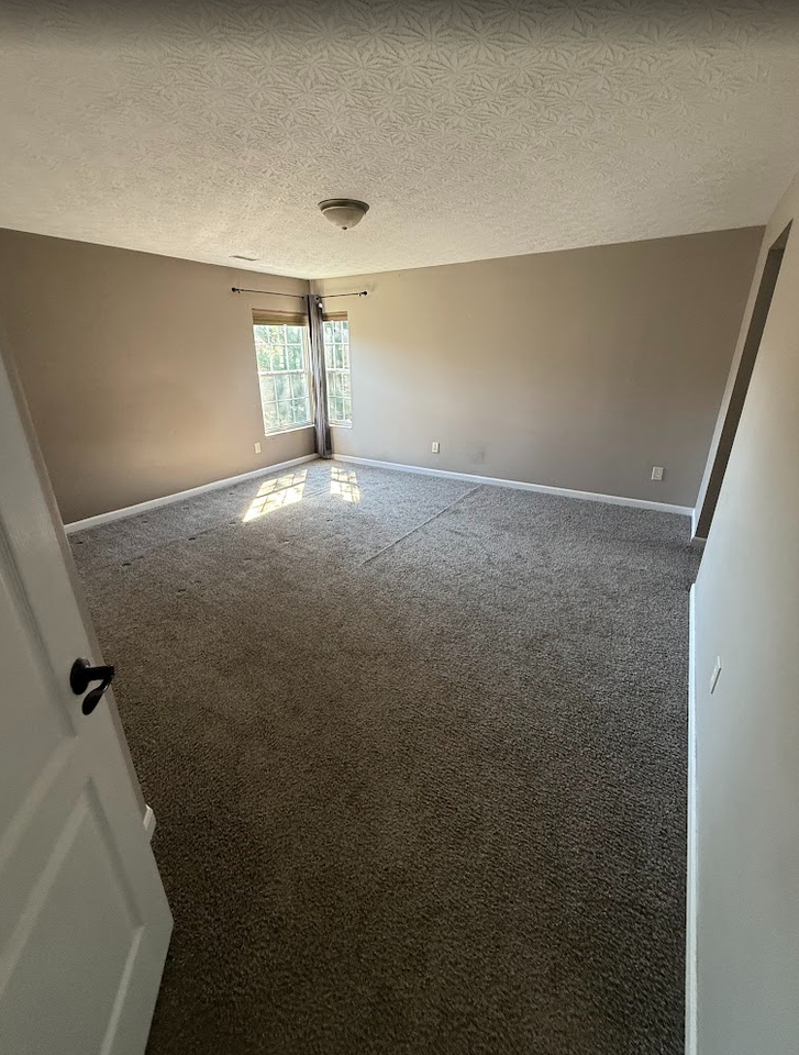 1616 Ashley Ct #304 - Photo 6 of 12