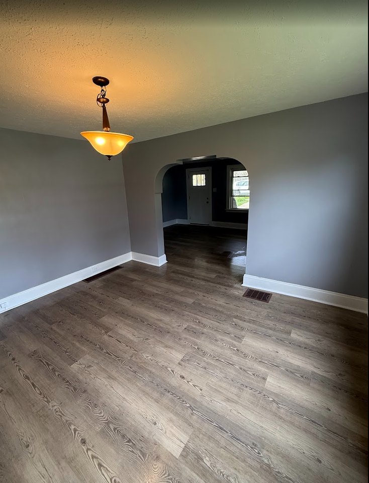 18 Oak St #1 - Photo 6 of 8